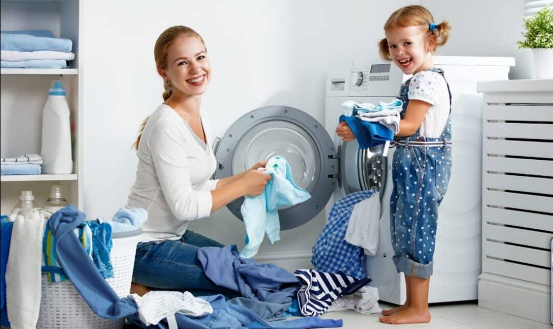 Vì sao phải vệ sinh máy giặt?